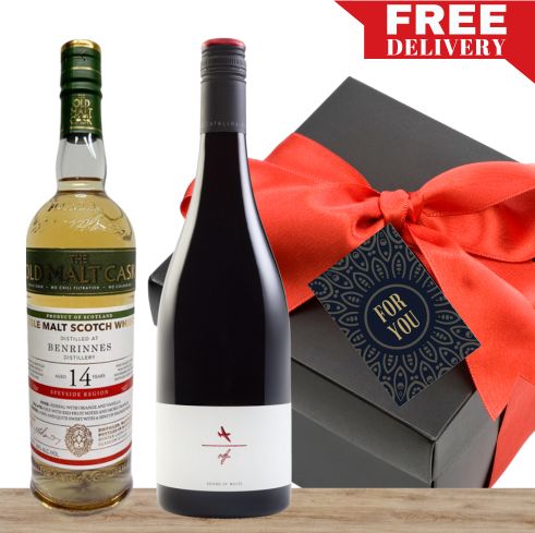 New Zealand Pinot Noir & Scottish Whisky Gift Box with Card